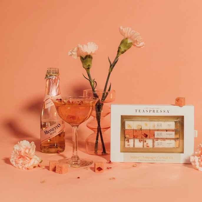 Instant Champagne Cocktail Kit - TheirBigDay